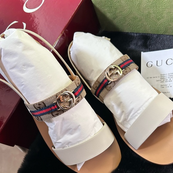 Gucci Beige Leather Slingback Sandals with Signature Web and Gold GG - Picture 3 of 6